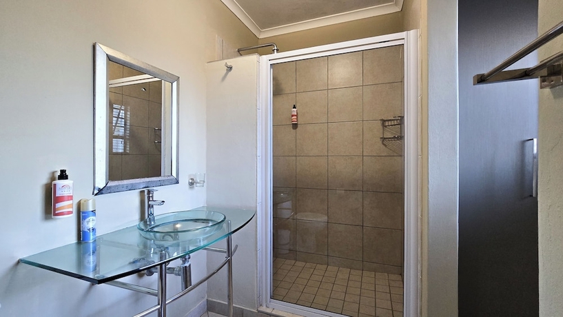 Imagen de la habitación del Hotel Sunset Events and Accommodation. Foto 14