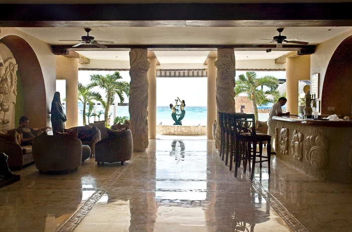 Imagen de los interiores del Hotel Sunset Fishermen Beach Resort Playa Del Carmen - All Inclusive. Foto 9