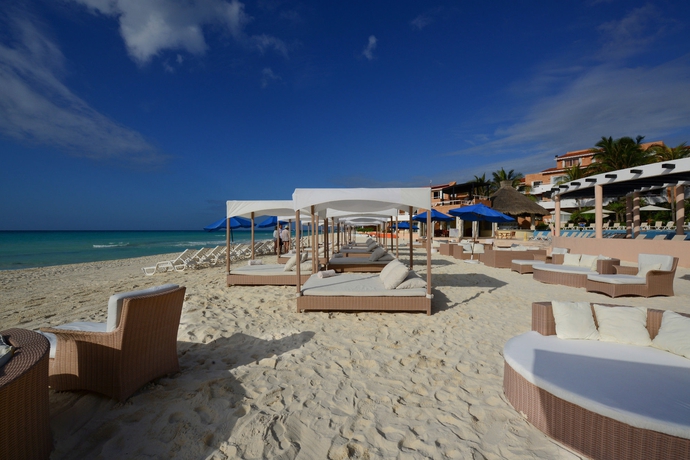 Imagen de los exteriores del Hotel Sunset Fishermen Beach Resort Playa Del Carmen - All Inclusive. Foto 6