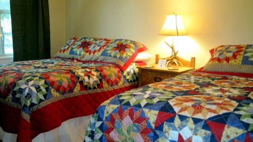 Imagen de la habitación del Hotel Sunset Inn And Suites. Foto 8