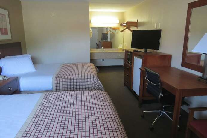 Imagen general del Hotel Sunset Inn - Augusta. Foto 14