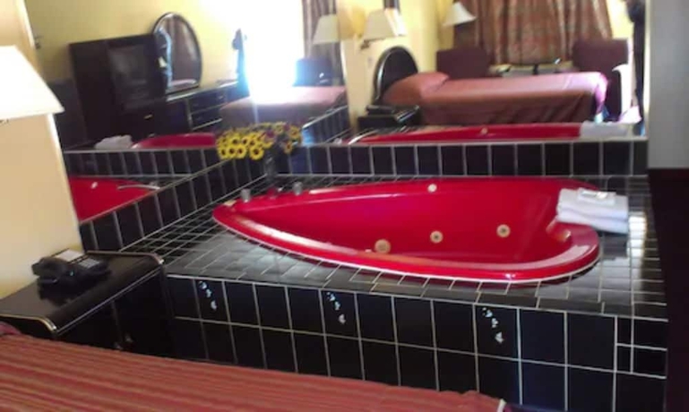 Imagen de la habitación del Hotel Sunset Inn, Cataratas del Niagara. Foto 18