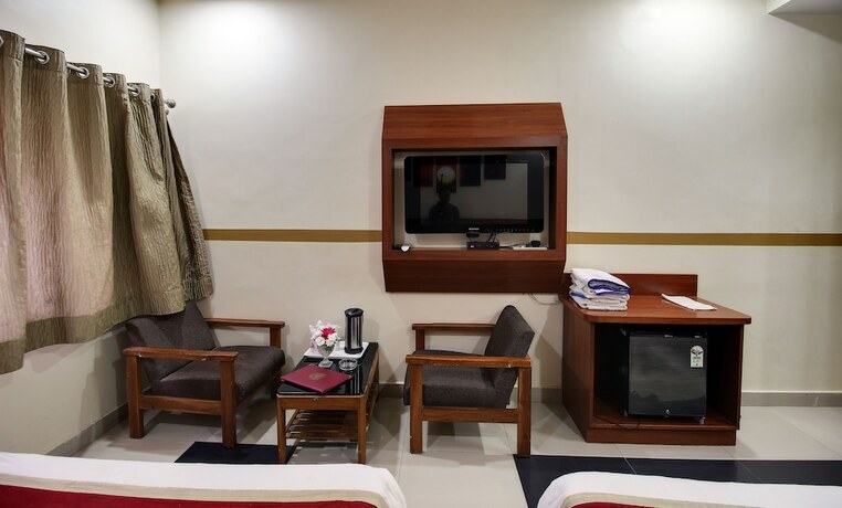 Imagen general del Hotel Sunset Inn Mount Abu With Swimming Pool. Foto 6