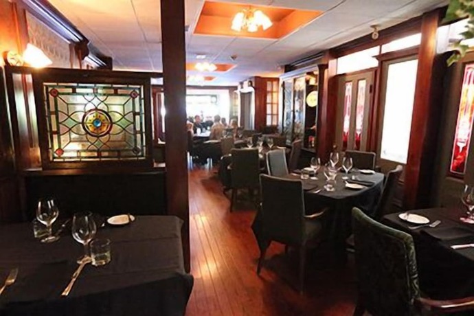 Imagen del bar/restaurante del Hotel Sunset Inn, North Bay. Foto 6