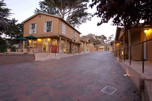 Imagen de la habitación del Hotel Sunset Inn Pacific Grove. Foto 2