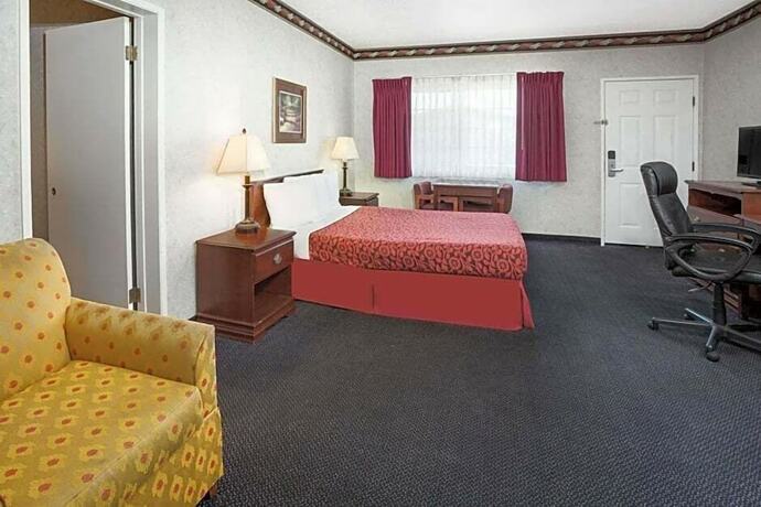 Imagen general del Hotel Sunset Inn, Thurin. Foto 7