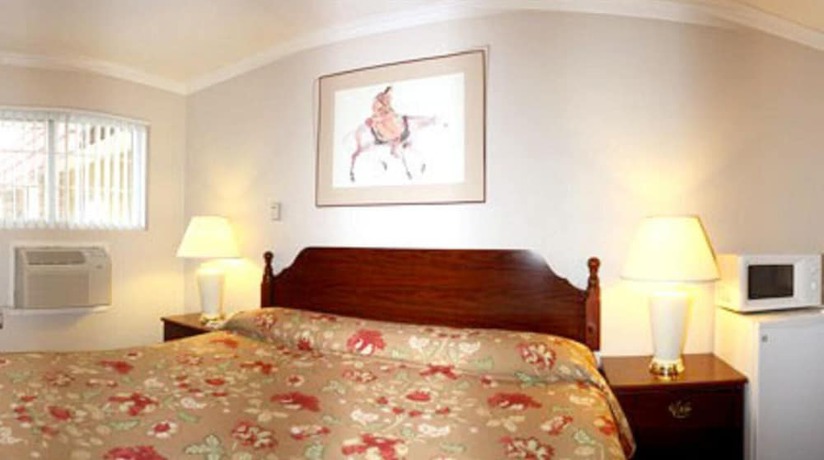 Imagen de la habitación del Hotel Sunset Inn and Suites, West Sacramento. Foto 10