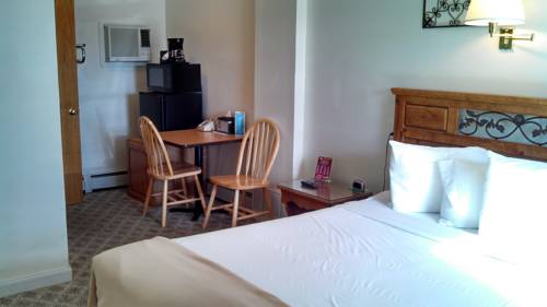 Imagen de la habitación del Hotel Sunset Lodge Escanaba. Foto 3