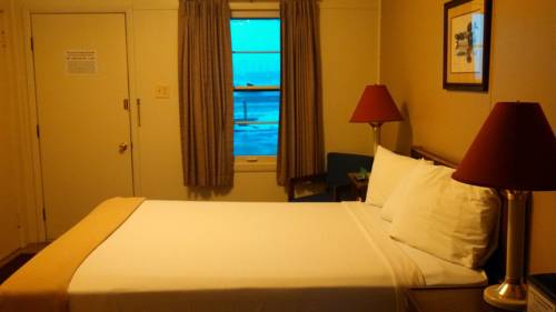 Imagen de la habitación del Hotel Sunset Lodge Escanaba. Foto 10