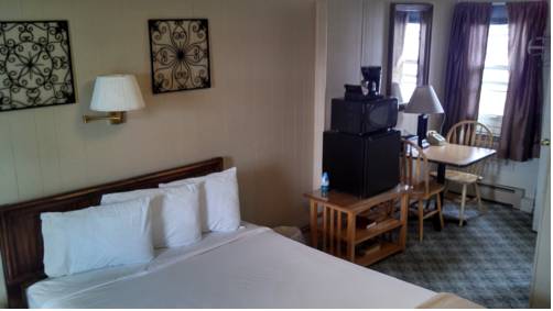 Imagen de la habitación del Hotel Sunset Lodge Escanaba. Foto 12