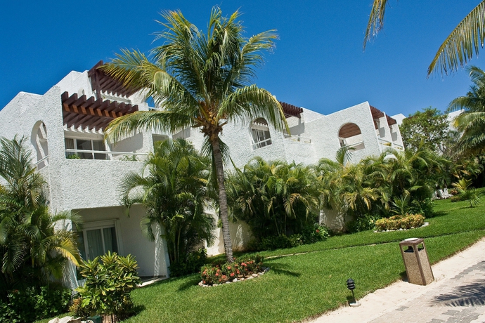 Imagen general del Hotel Sunset Marina Resort and Yacht Club. Foto 6