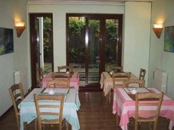 Imagen de los interiores del Hotel Sunset, Mil&aacute;n. Foto 12