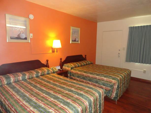 Imagen de la habitación del Hotel Sunset Motel. Foto 8