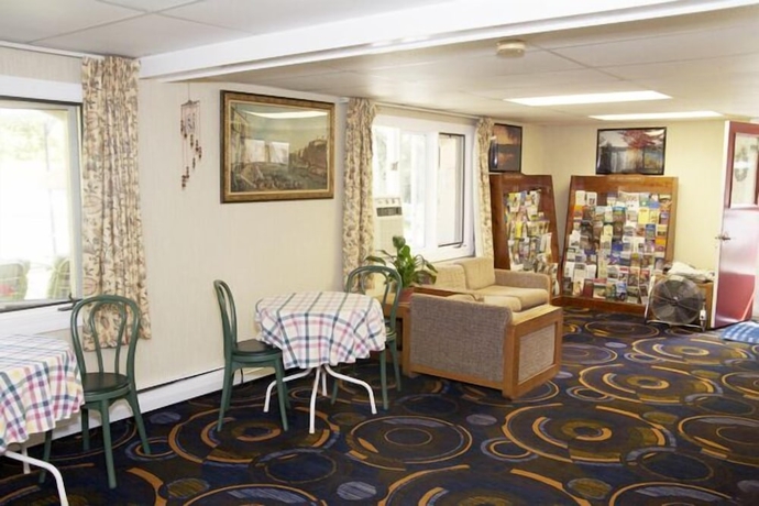 Imagen de los interiores del Hotel Sunset Motor Inn. Foto 17