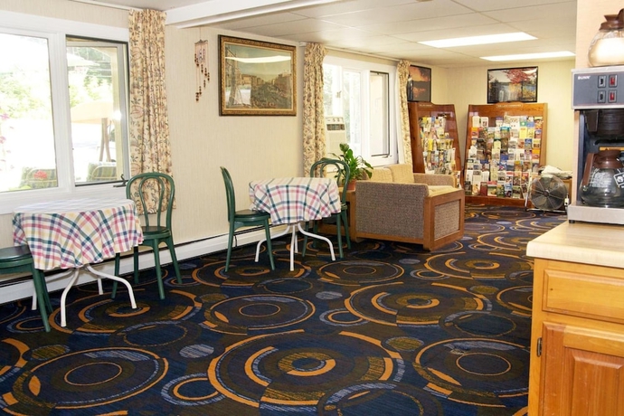 Imagen de los interiores del Hotel Sunset Motor Inn. Foto 18
