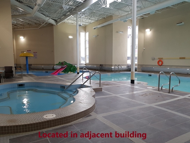 Imagen de la piscina del Hotel Sunset Mountain Inn and Spa. Foto 16