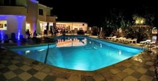 Imagen de la piscina del Hotel Sunset, PETRA. Foto 9