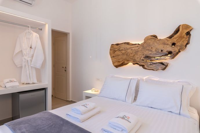 Imagen de la habitación del Hotel Sunset Paraportiani Rooms. Foto 4