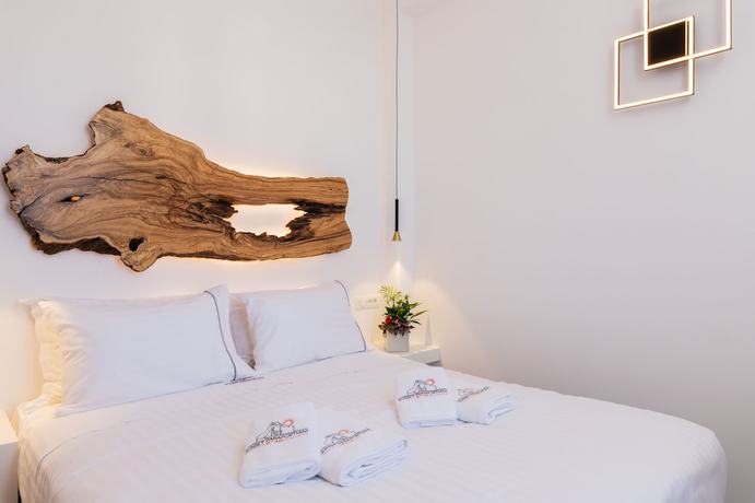 Imagen de la habitación del Hotel Sunset Paraportiani Rooms. Foto 5