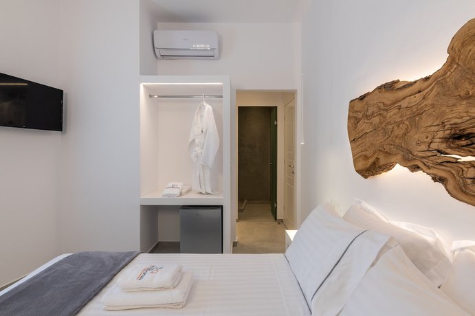 Imagen de la habitación del Hotel Sunset Paraportiani Rooms. Foto 8