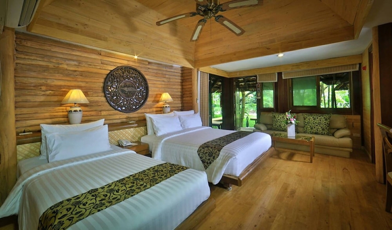 Imagen de la habitación del Hotel Sunset Park Resort and Spa. Foto 3