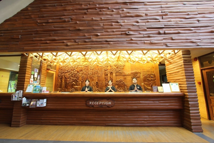 Imagen de los interiores del Hotel Sunset Park Resort and Spa. Foto 16