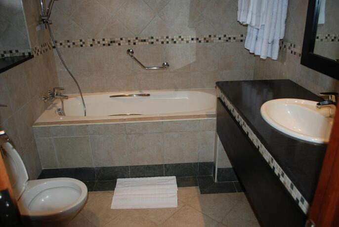 Imagen general del Hotel Sunset Reef Resort and Spa. Foto 1