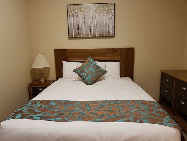 Imagen de la habitación del Hotel Sunset Resorts Canmore And Spa. Foto 2