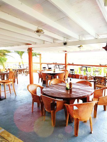 Imagen del bar/restaurante del Hotel Sunset Ridge Bed and Breakfast. Foto 2