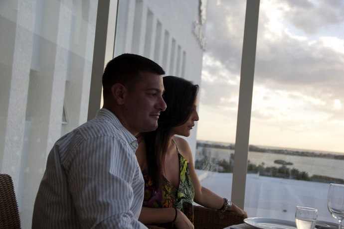 Imagen del bar/restaurante del Hotel Sunset Royal Beach Resort - All Inclusive. Foto 7