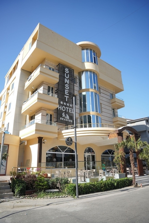 Imagen general del Hotel Sunset, Rrashbull. Foto 1