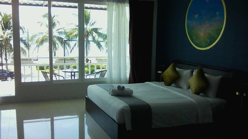 Imagen de la habitación del Hotel Sunset Seaside Beachfront. Foto 8