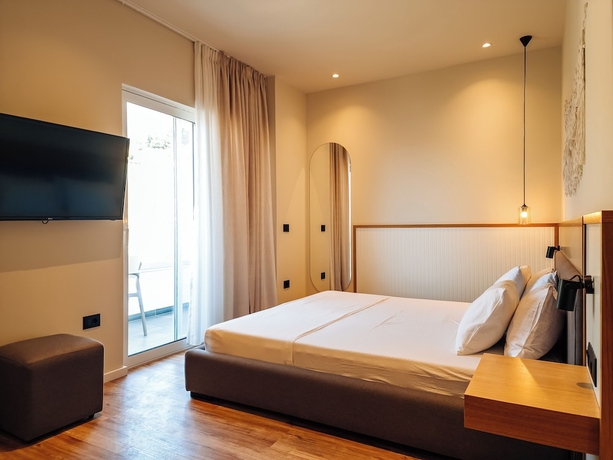 Imagen de la habitación del Hotel Sunset Shoreline Saranda. Foto 2