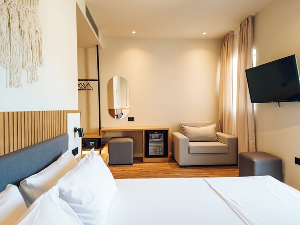 Imagen de la habitación del Hotel Sunset Shoreline Saranda. Foto 3