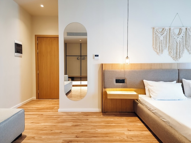 Imagen de la habitación del Hotel Sunset Shoreline Saranda. Foto 4