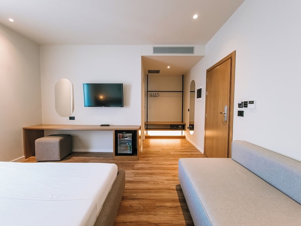 Imagen de la habitación del Hotel Sunset Shoreline Saranda. Foto 14