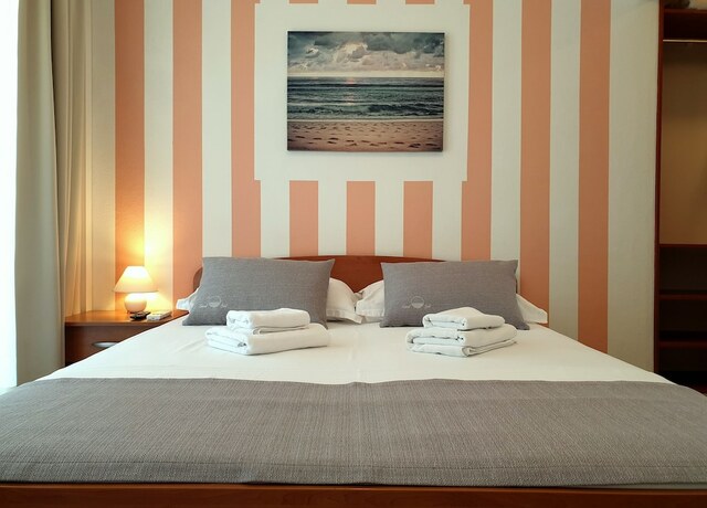 Imagen de la habitación del Hotel Sunset Split Rooms. Foto 10