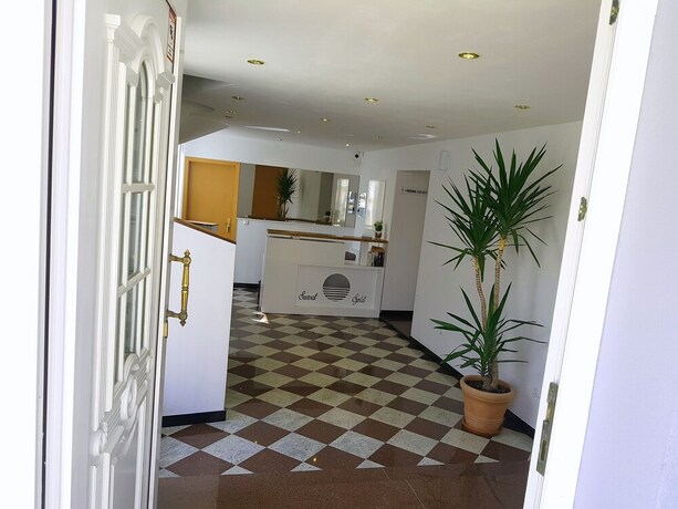 Imagen de los interiores del Hotel Sunset Split Rooms. Foto 19