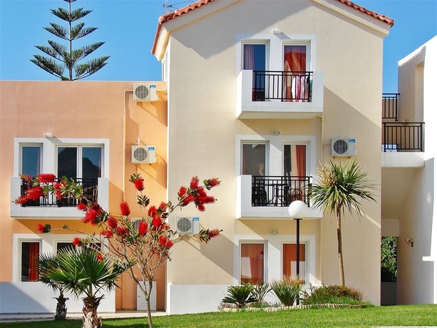 Imagen general del Hotel Sunset Suites, Platanias. Foto 1