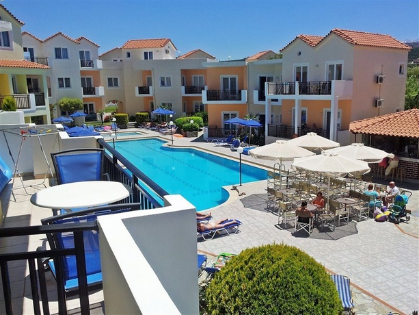Imagen general del Hotel Sunset Suites, Platanias. Foto 2