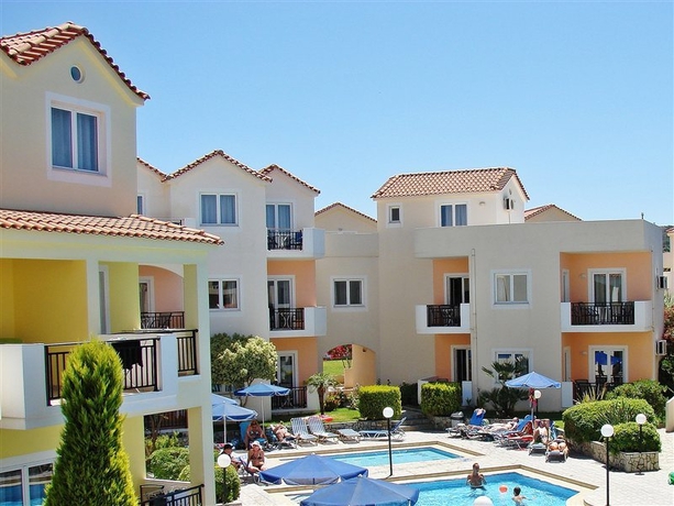 Imagen general del Hotel Sunset Suites, Platanias. Foto 9