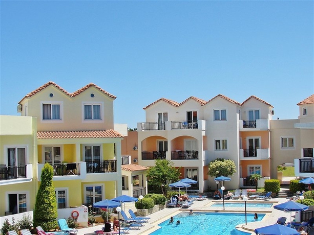 Imagen general del Hotel Sunset Suites, Platanias. Foto 10