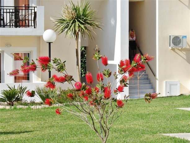 Imagen general del Hotel Sunset Suites, Platanias. Foto 15