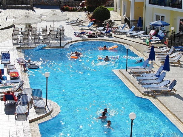 Imagen general del Hotel Sunset Suites, Platanias. Foto 16