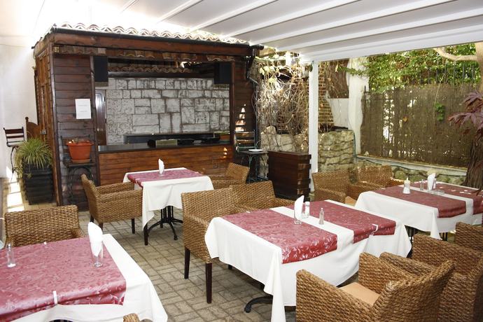 Imagen del bar/restaurante del Hotel Sunset, Sveti Vlas . Foto 4