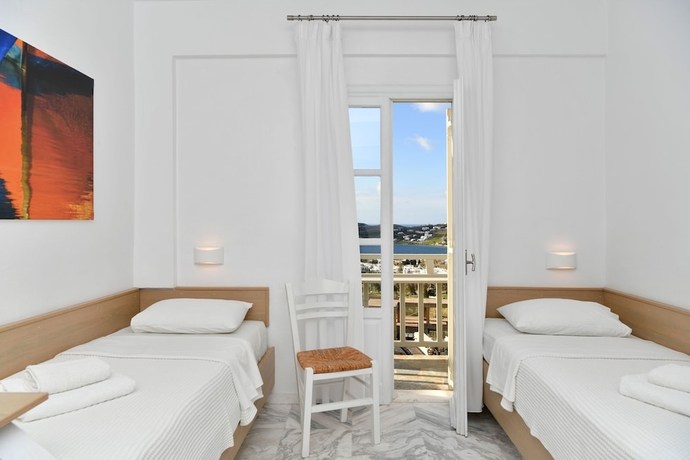 Imagen de la habitación del Hotel Sunset View. Foto 5