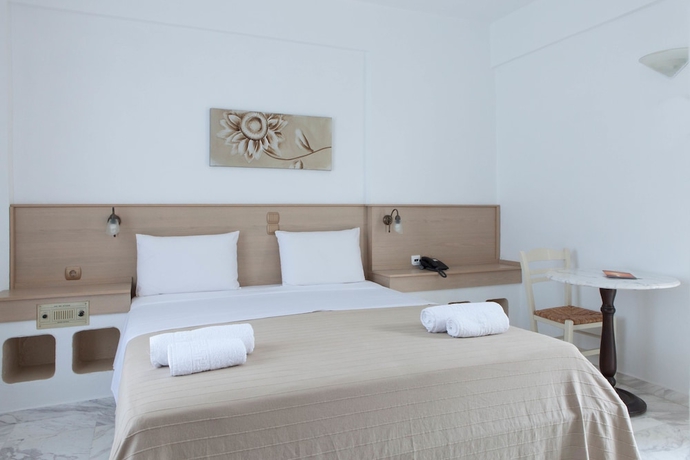 Imagen de la habitación del Hotel Sunset View. Foto 19