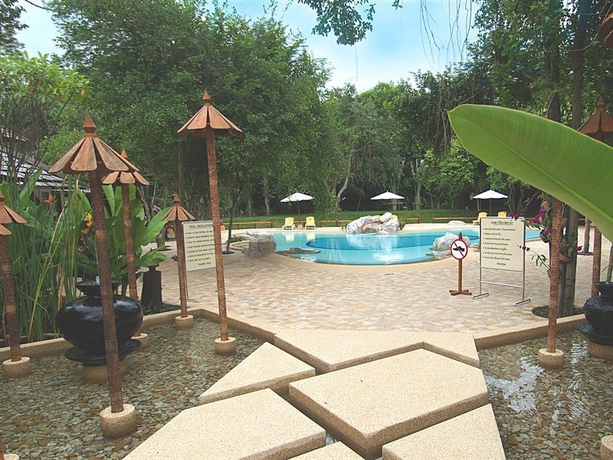 Imagen general del Hotel Sunset Village Beach Resort. Foto 2