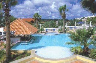 Imagen de la piscina del Hotel Sunset Waters Beach Resort (.). Foto 7