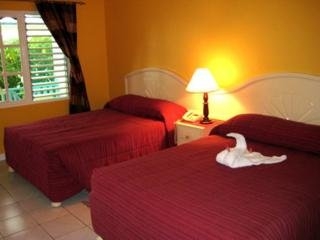 Imagen de la habitación del Hotel Sunset on the Beach. Foto 3